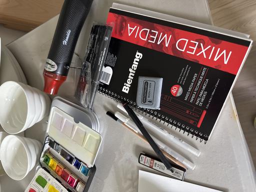 Materials for Free Drawing Course for Beginners
